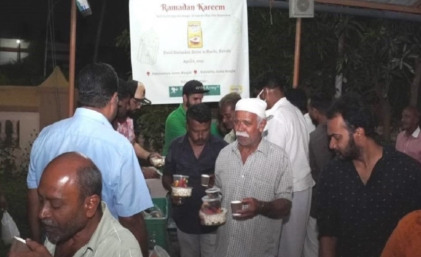 Saffola organizes Iftar feast with oats delicacies for lesser privileged families